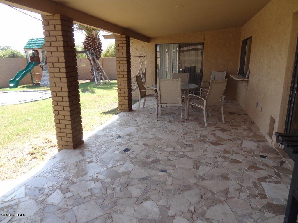 1907 East Decatur Street Mesa, AZ 85203 - Photo 31 of 41 Covered patio