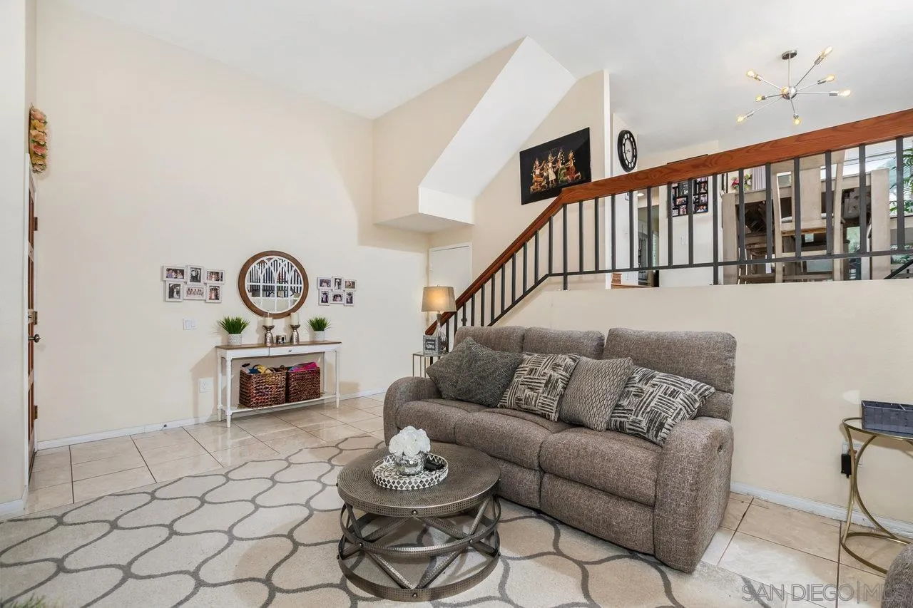 1458 Summit Drive Chula Vista, CA 91910 - Photo 6 of 22 a living room with furniture and wooden floor