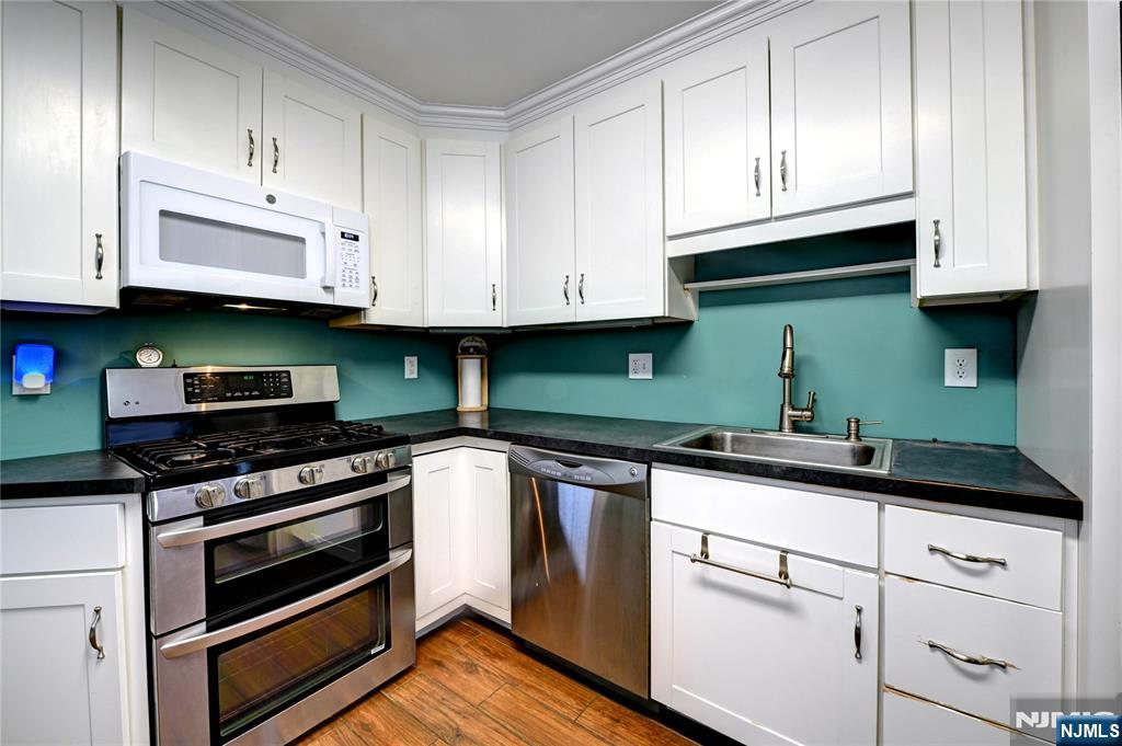 2 Marvin Road Pompton Plains, NJ 07444 - Photo 7 of 29