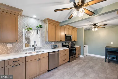 $350,000 | 301 Taylor Road, Wilmington, DE 19804