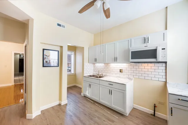 $389,000 | 1439 West Garfield Boulevard, Chicago, IL 60636