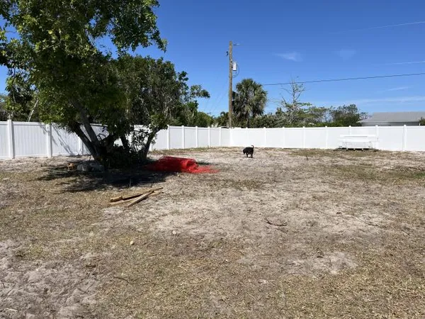 $379,000 | 5419 Southeast Horseshoe Point Road, Stuart, FL 34997