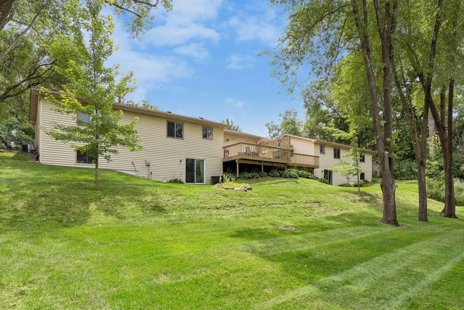 12216 Pioneer Road Minnetonka, MN 55343 - Photo 33 of 35