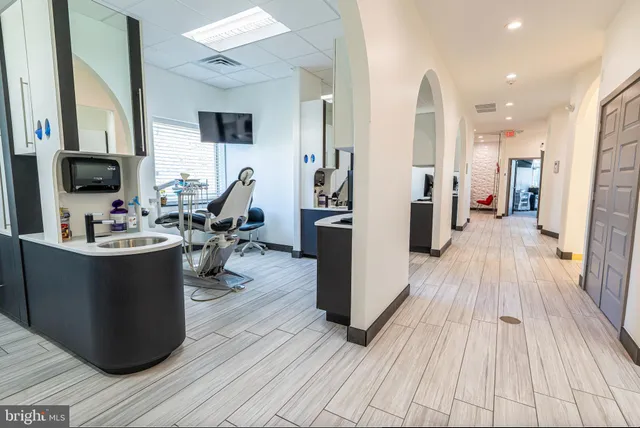 $450,000 | 890 Easton Road, Horsham, PA 19044