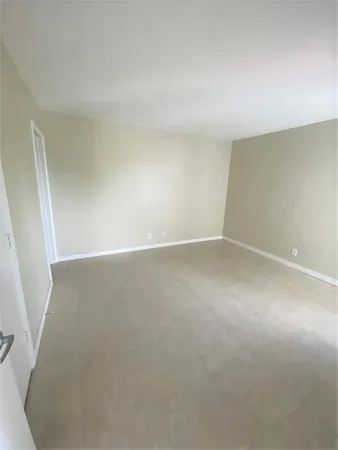 $1,670 | 3040 Northeast 16th Avenue, Unit 313, Oakland Park, FL 33334