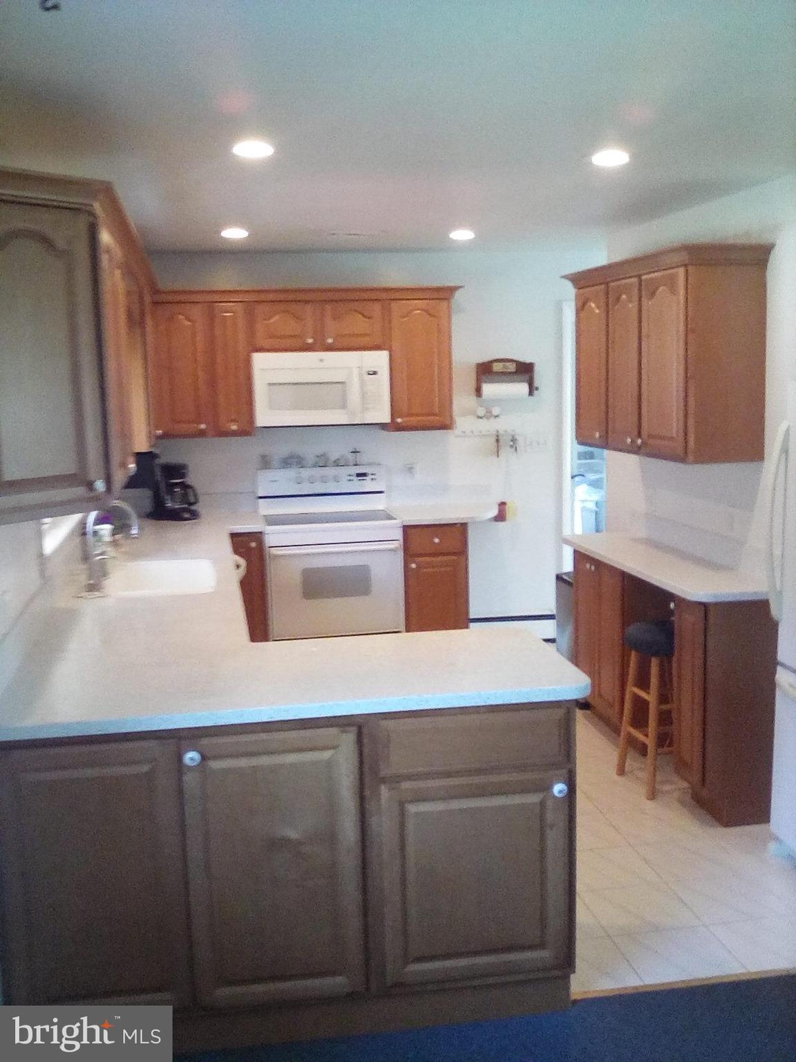 104 Twining Bridge Road Newtown, PA 18940 - Photo 14 of 23 Kitchen