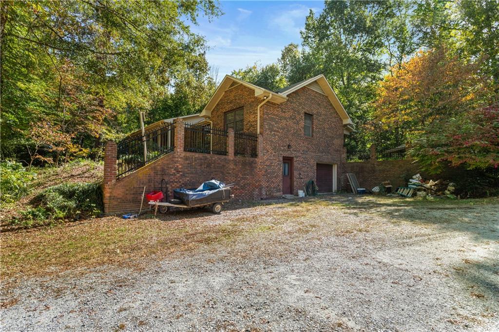 7763 Alcorn Road Oak Ridge, NC 27310 - Photo 30 of 32