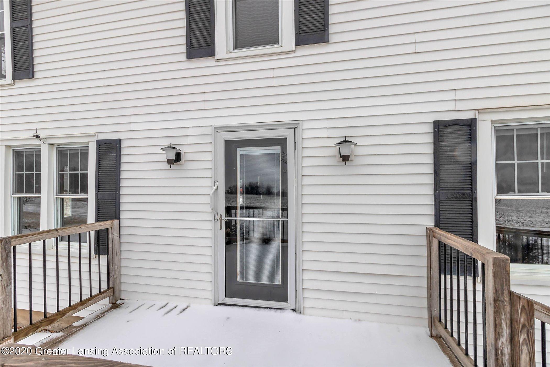 5093 Benton Road Charlotte, MI 48813 - Photo 6 of 44 06-5093 Benton Rd-WindowStill-Real-