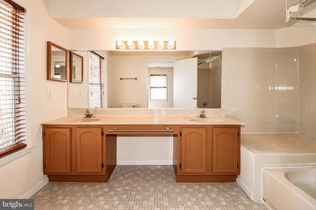 $2,650 | 116 Rainier Court, Unit 9, Princeton, NJ 08540