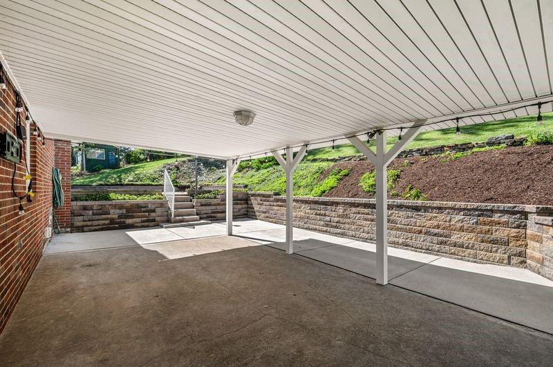 142 Wray Large Road Clairton, PA 15025 - Photo 24 of 33 Gallery Image 24