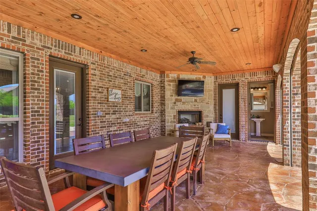 a view of an outdoor space with seating area