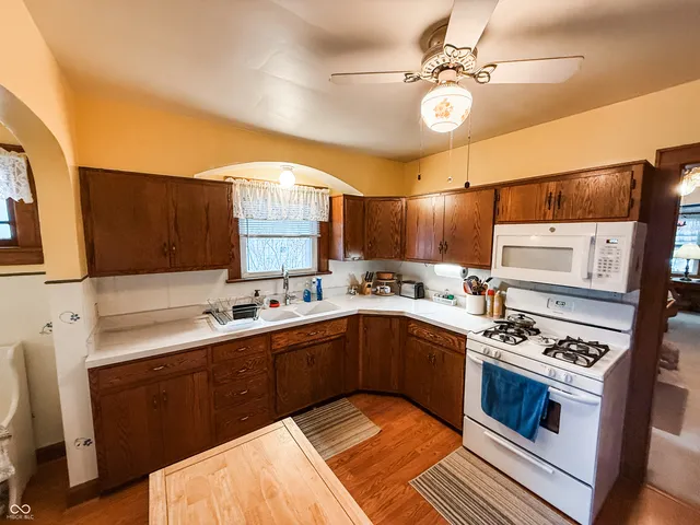 $144,900 | 2806 Meridian Street, Anderson, IN 46016