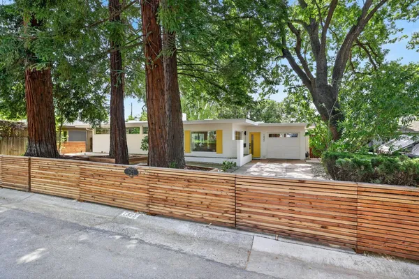 $1,050,000 | 1422 Potrero Way, Sacramento, CA 95822
