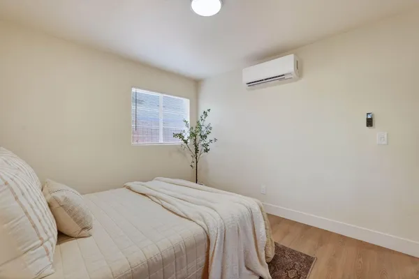 $1,050,000 | 1422 Potrero Way, Sacramento, CA 95822