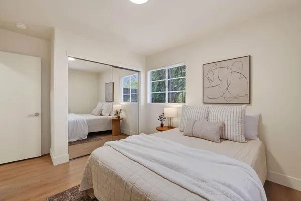 $1,050,000 | 1422 Potrero Way, Sacramento, CA 95822