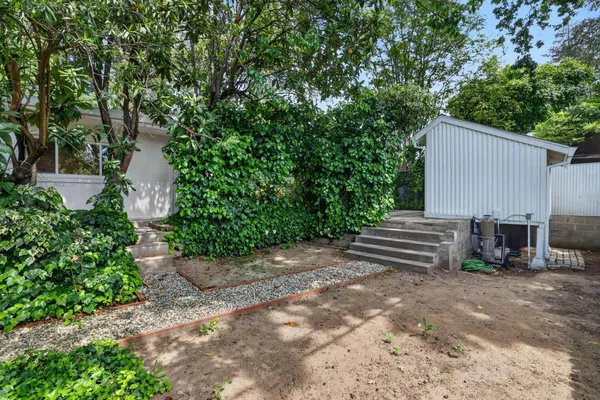 $1,050,000 | 1422 Potrero Way, Sacramento, CA 95822