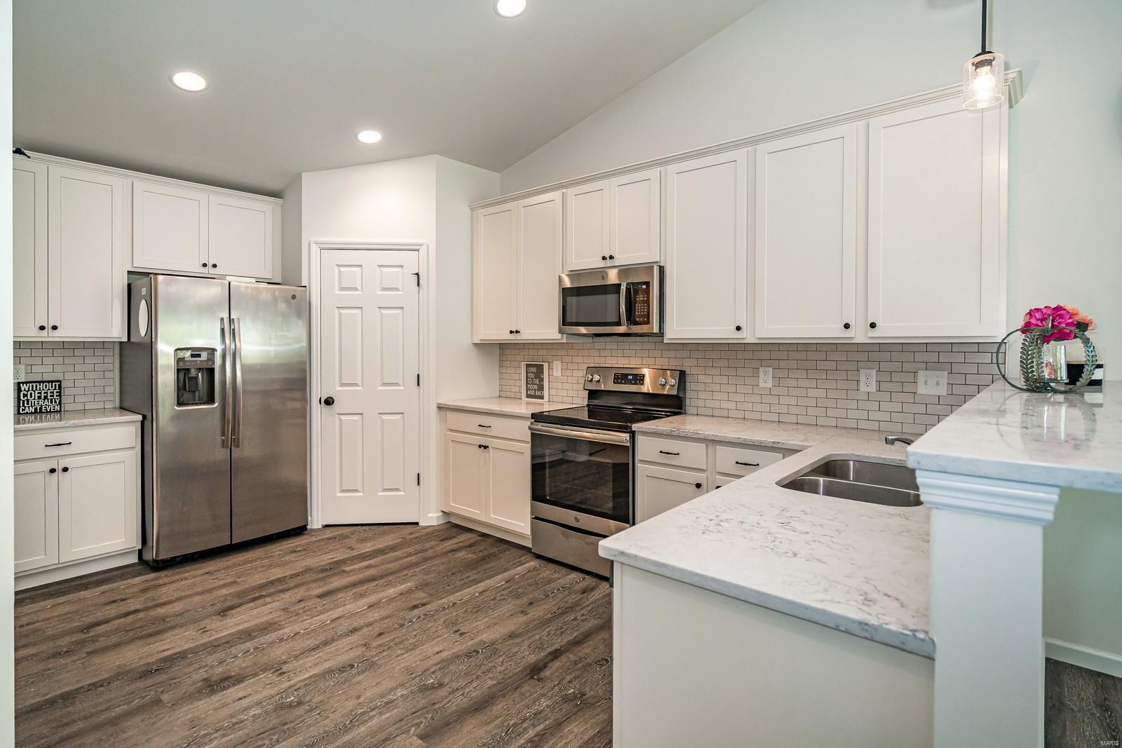 153 Keystone Ridge Drive O'Fallon, MO 63366 - Photo 13 of 25 Gallery Image 13