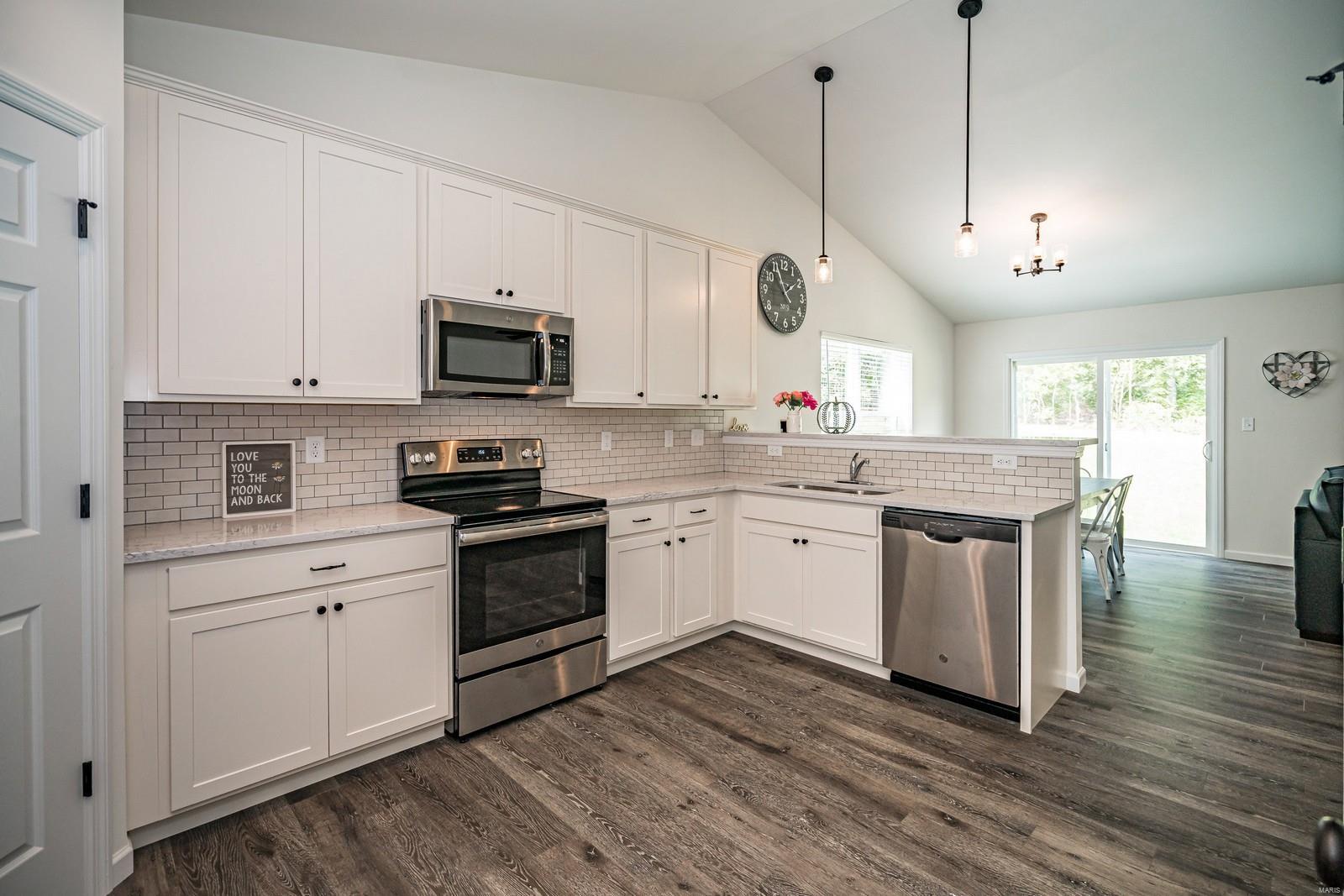 153 Keystone Ridge Drive O'Fallon, MO 63366 - Photo 15 of 25 Gallery Image 15