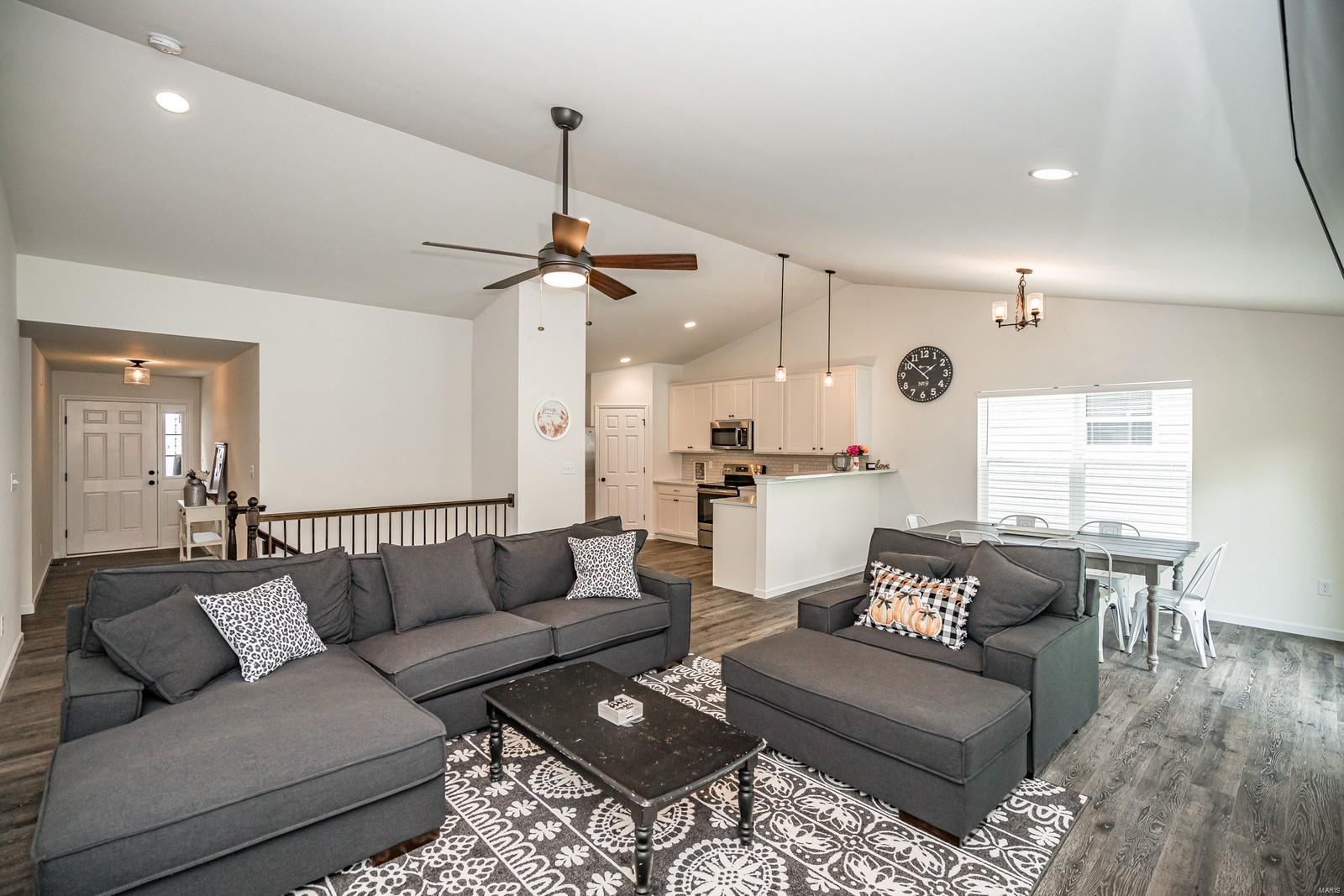 153 Keystone Ridge Drive O'Fallon, MO 63366 - Photo 6 of 25 Gallery Image 6