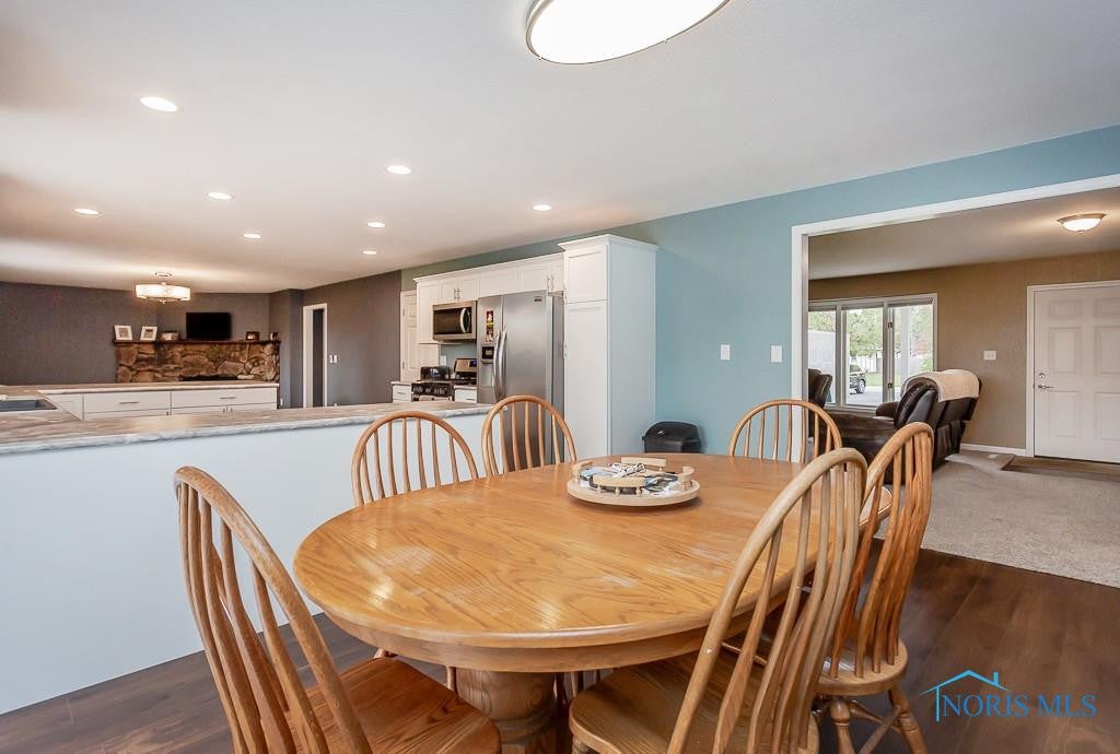 1202 Rochelle Road Toledo, OH 43615 - Photo 12 of 50 Gallery Image 12