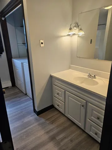 $1,900 | 82 Cumberland Street, Unit 1, Manchester, NH 03102