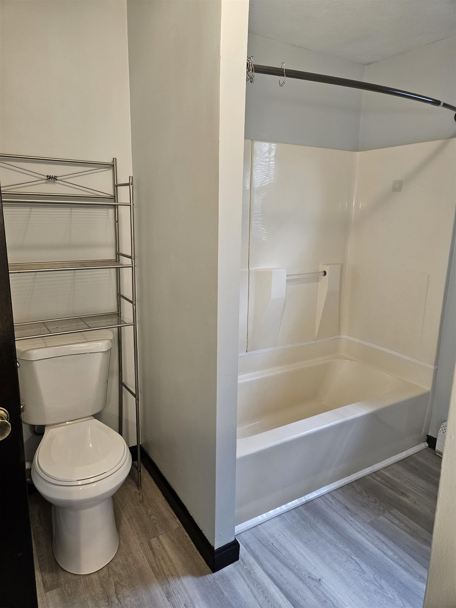 82 Cumberland Street, Unit 1 Manchester, NH 03102 - Photo 12 of 14