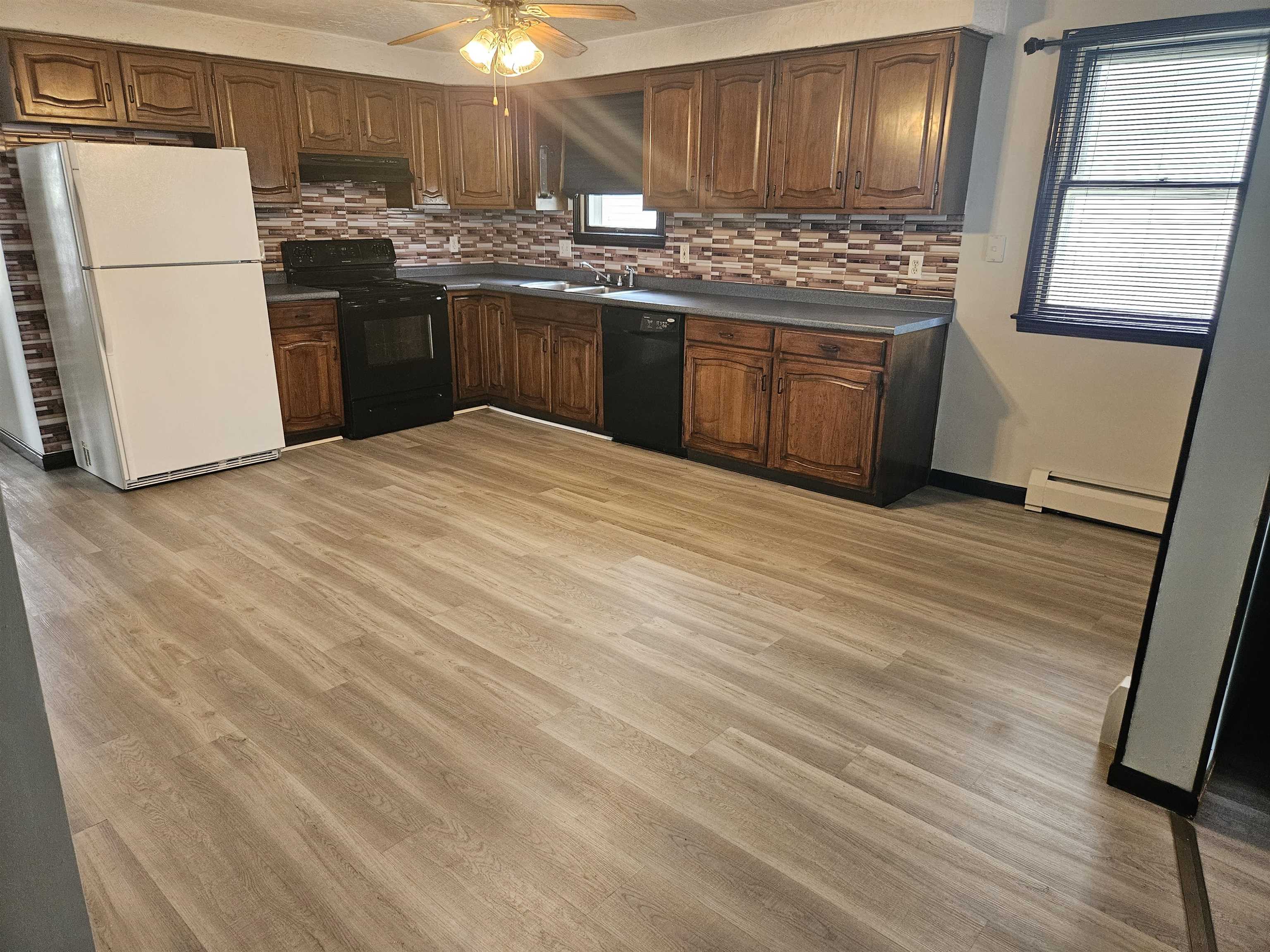 82 Cumberland Street, Unit 1 Manchester, NH 03102 - Photo 2 of 14