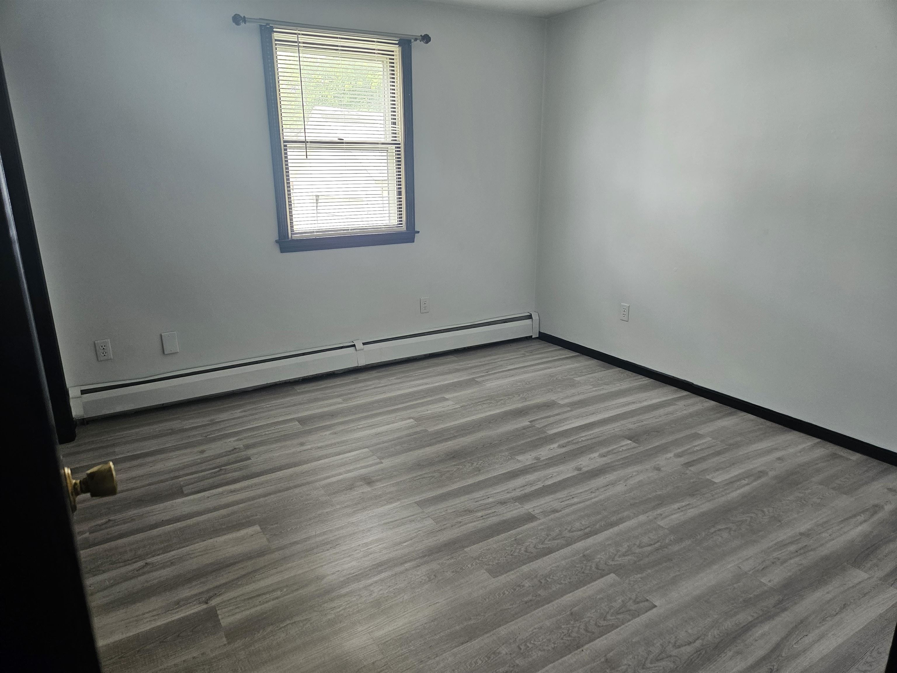 82 Cumberland Street, Unit 1 Manchester, NH 03102 - Photo 10 of 14