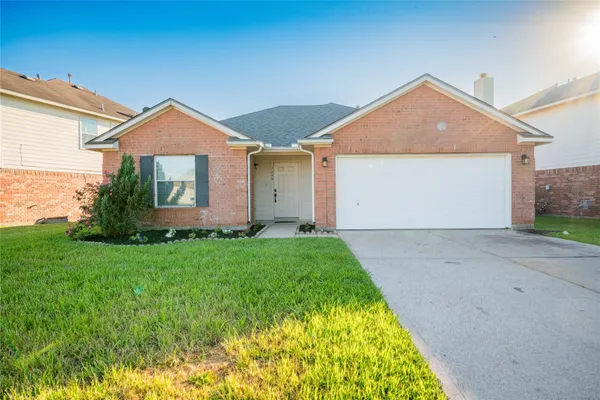 $2,300 | 7246 Wimberly Oaks Lane, Richmond, TX 77407