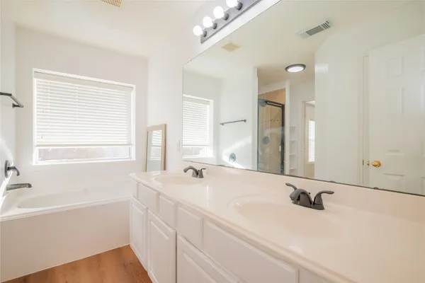 $2,300 | 7246 Wimberly Oaks Lane, Richmond, TX 77407