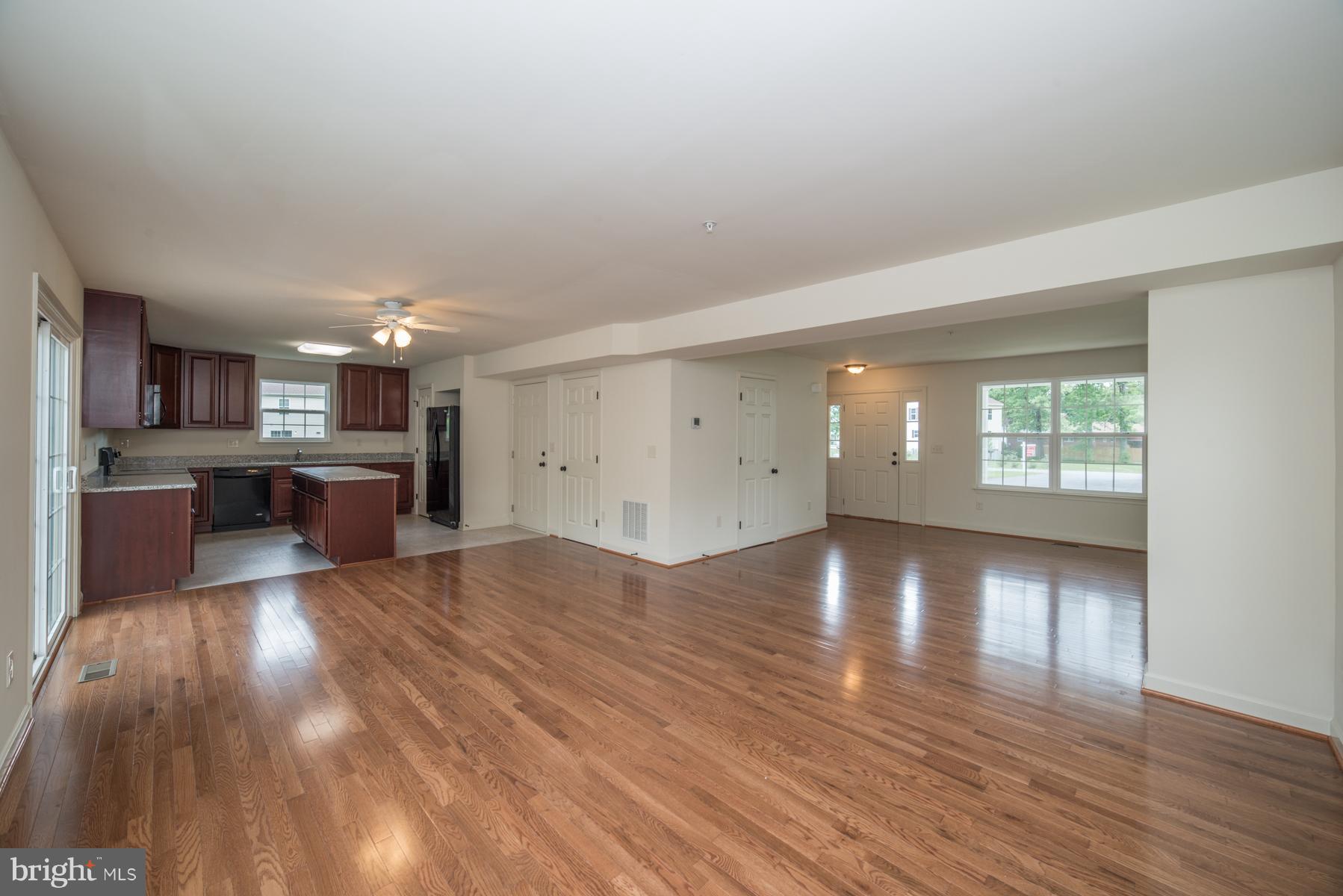 1011 Wampler Road Baltimore, MD 21220 - Photo 7 of 30 Dining Room