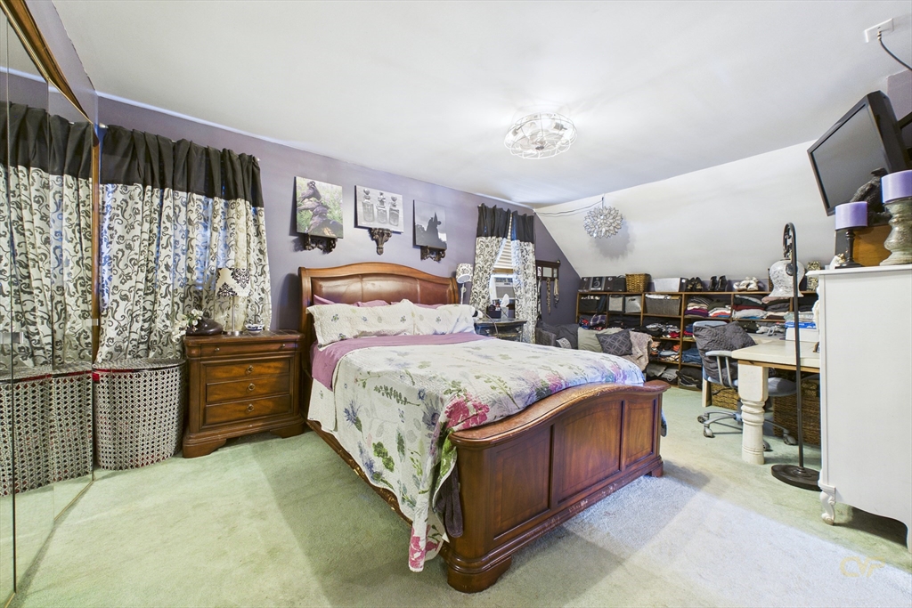 7 Wayne Street Fairhaven, MA 02719 - Photo 19 of 29