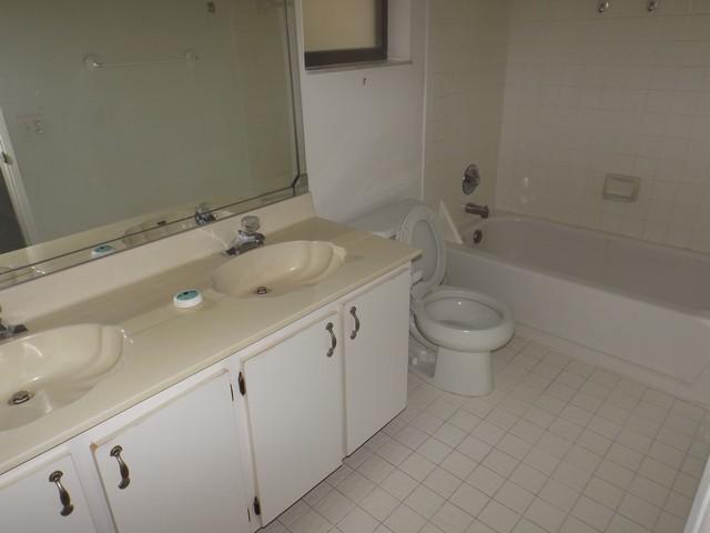 21040 Woodspring Avenue Boca Raton, FL 33428 - Photo 10 of 22 21040 (19)
