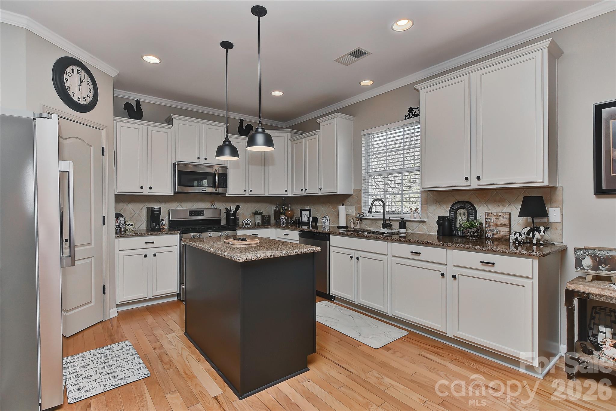 6994 Liverpool Court Fort Mill, SC 29707 - Photo 5 of 33