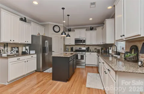 $500,000 | 6994 Liverpool Court, Fort Mill, SC 29707