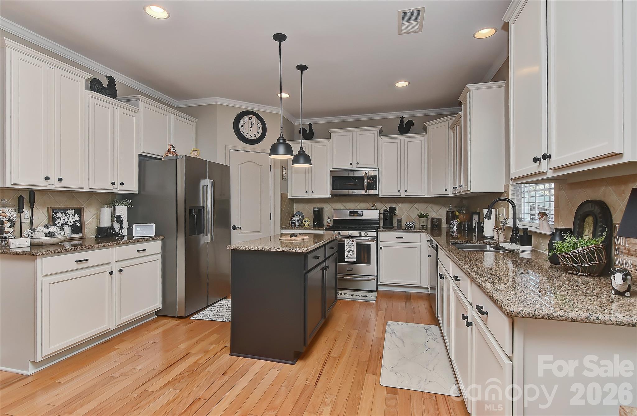 6994 Liverpool Court Fort Mill, SC 29707 - Photo 6 of 33