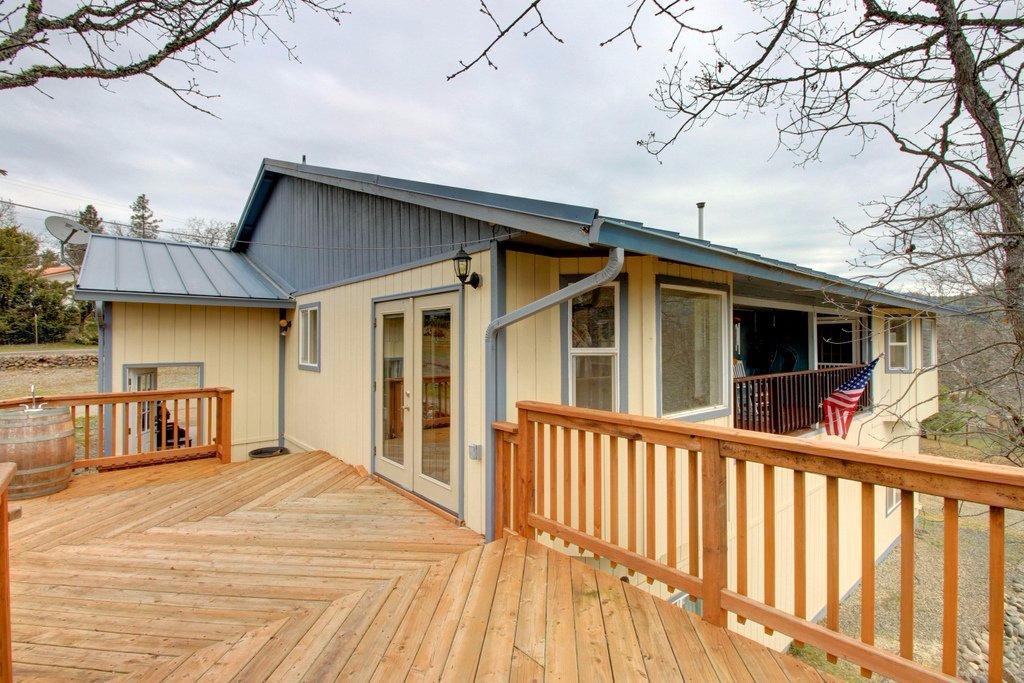 210 Rene Drive Shady Cove, OR 97539 - Photo 2 of 33 Additional Photo