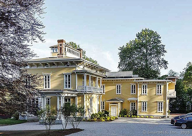 15 Elm Street Groton, CT 06340 - Photo 3 of 40