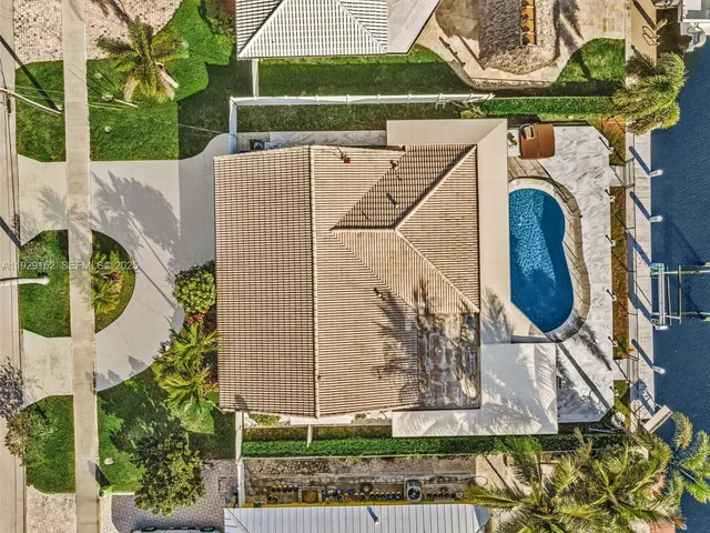 $6,950 | 440 Southeast 8th Avenue, Pompano Beach, FL 33060