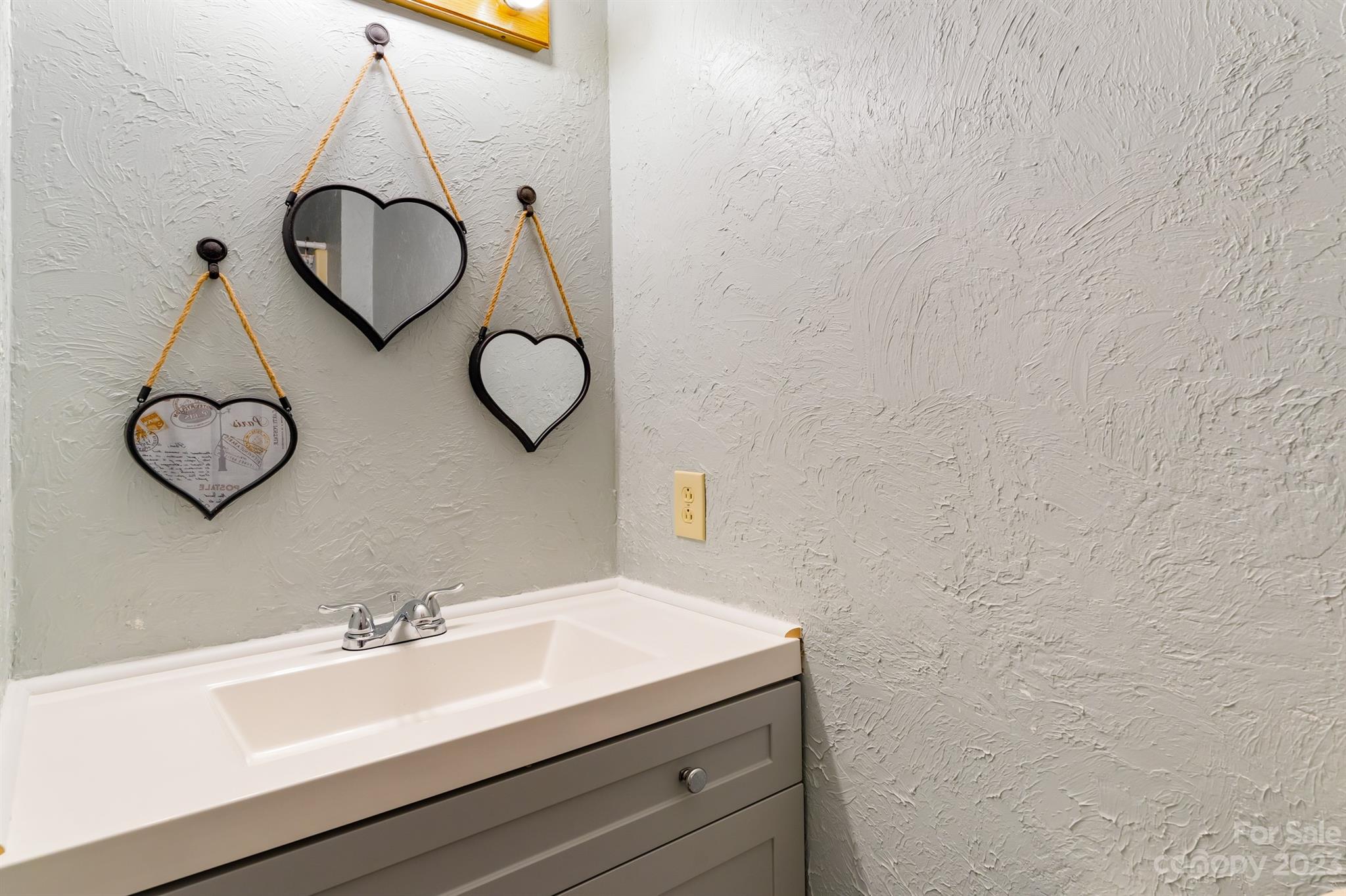 4095 Section House Road Hickory, NC 28601 - Photo 10 of 24 Gallery Image 10