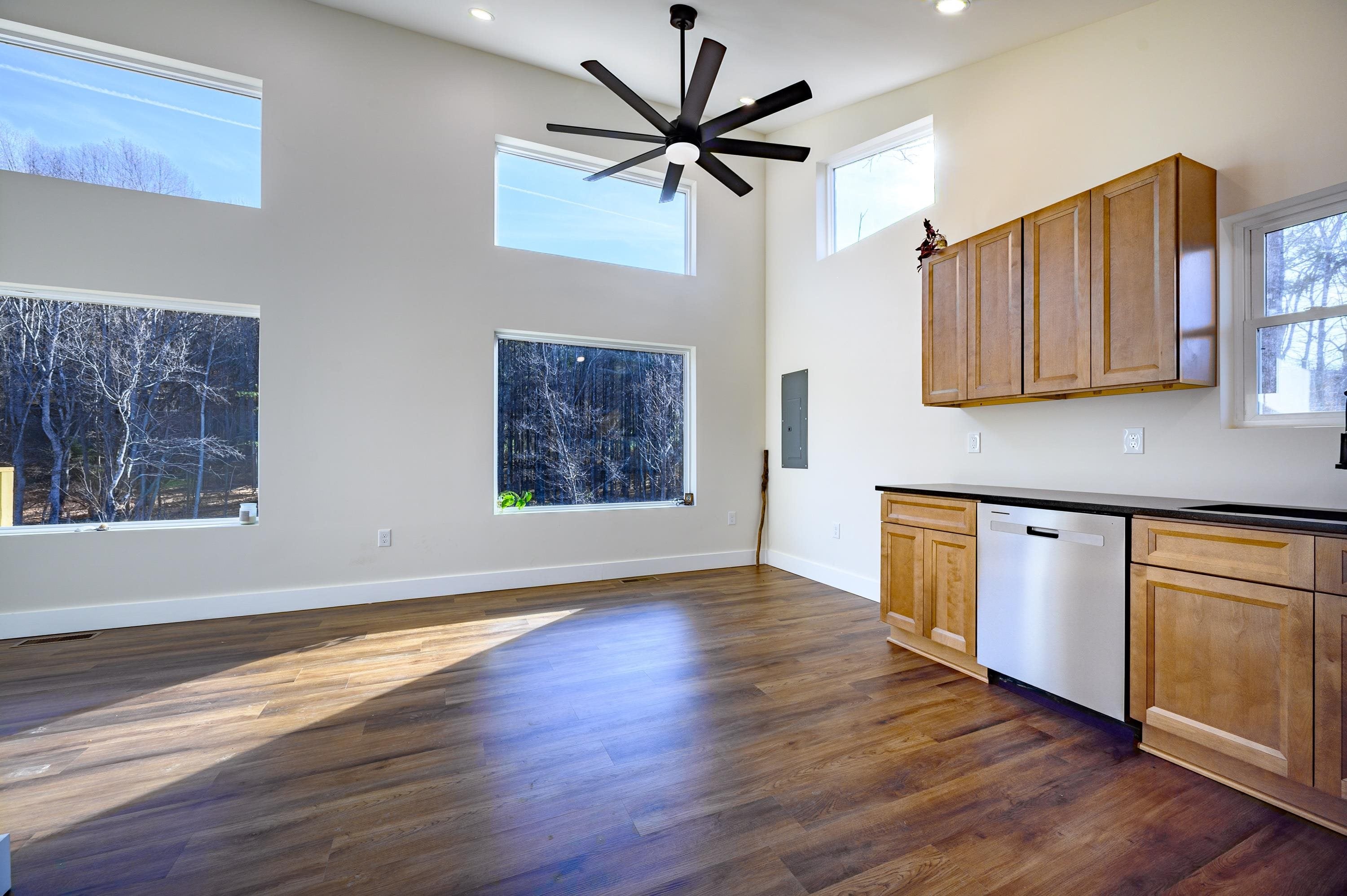 2104 Ridgeview Road Northwest Floyd, VA 24091 - Photo 14 of 38 Gallery Image 14