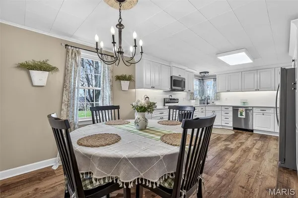 $334,900 | 8864 Highway 61, Ste. Genevieve, MO 63670