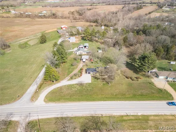 $334,900 | 8864 Highway 61, Ste. Genevieve, MO 63670