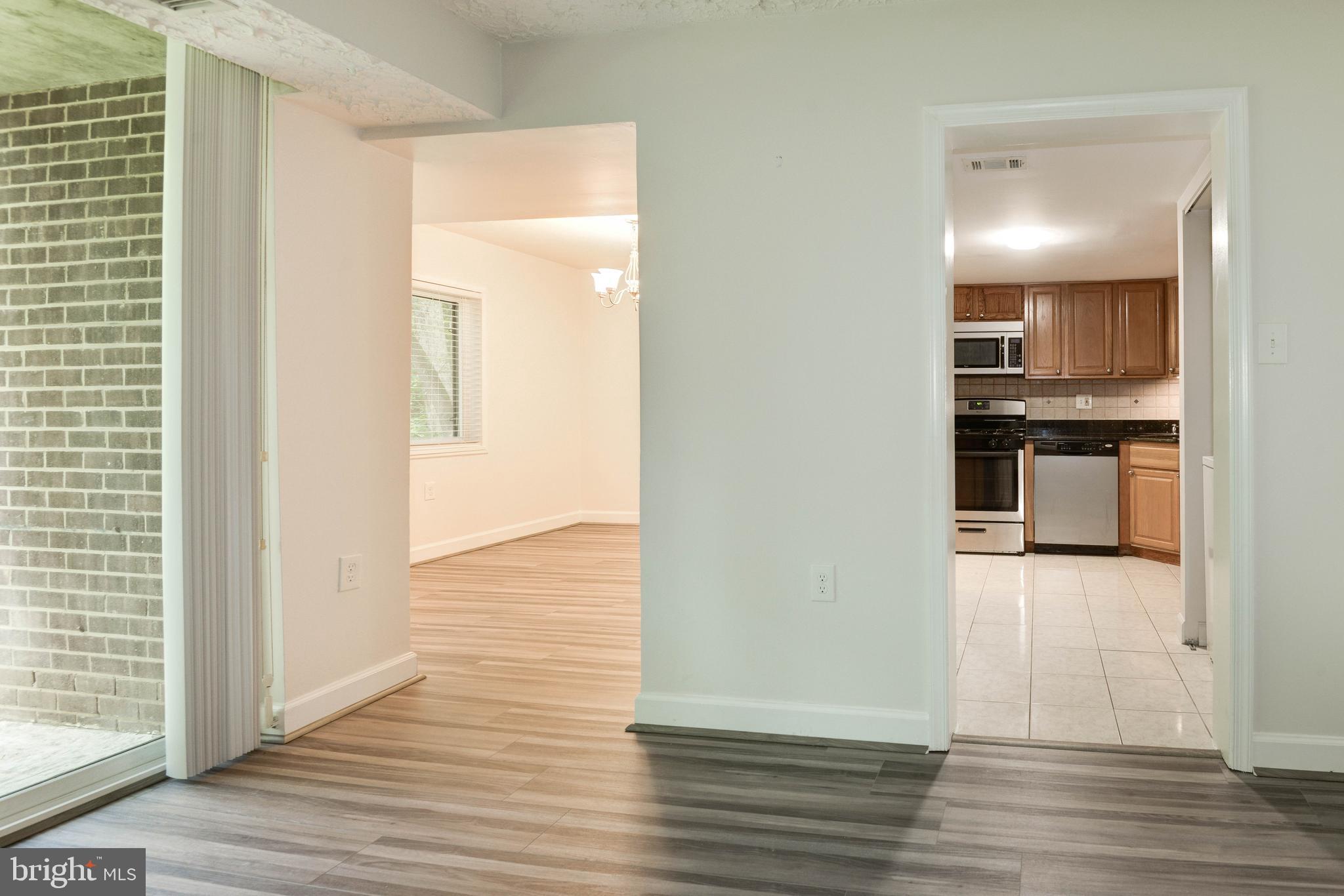 1411 Northgate Square, Unit 14111B Reston, VA 20190 - Photo 15 of 39 Open layout