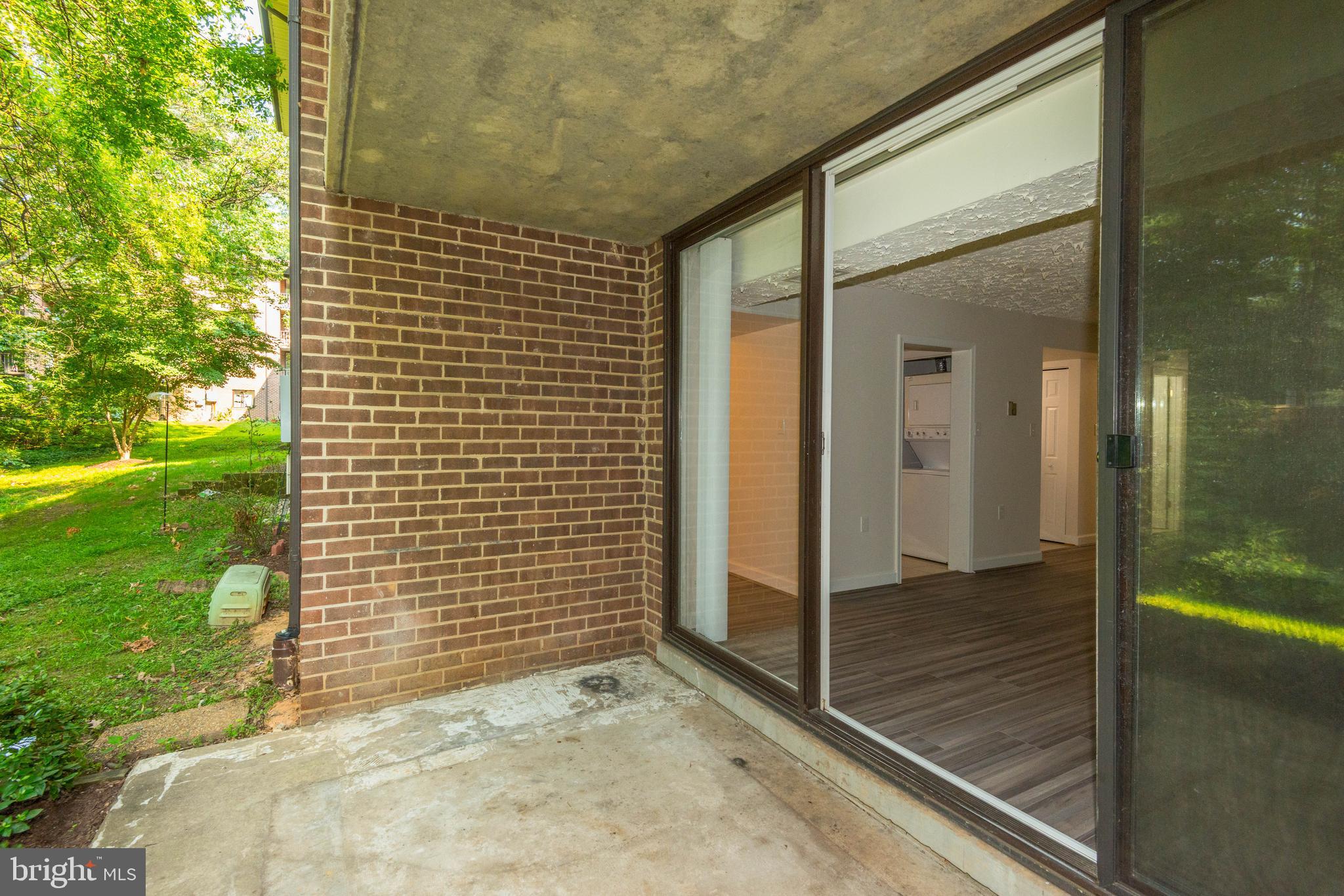 1411 Northgate Square, Unit 14111B Reston, VA 20190 - Photo 8 of 39 Private setting