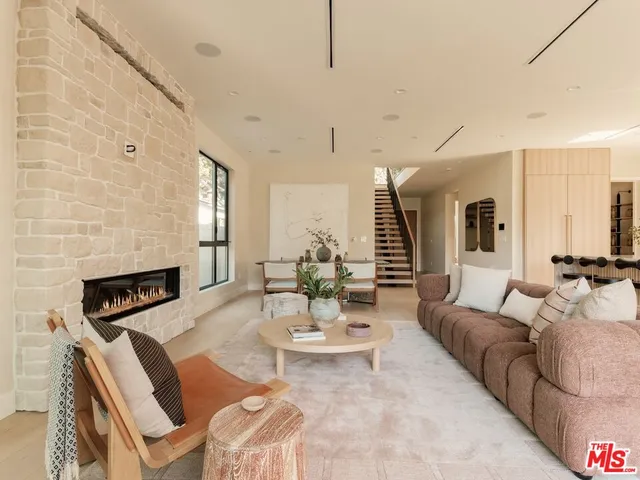 $3,995,000 | 3629 Rosewood Avenue, Los Angeles, CA 90066