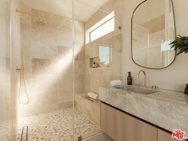 $3,995,000 | 3629 Rosewood Avenue, Los Angeles, CA 90066