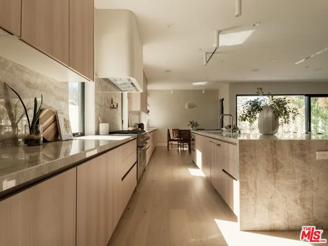 $3,995,000 | 3629 Rosewood Avenue, Los Angeles, CA 90066