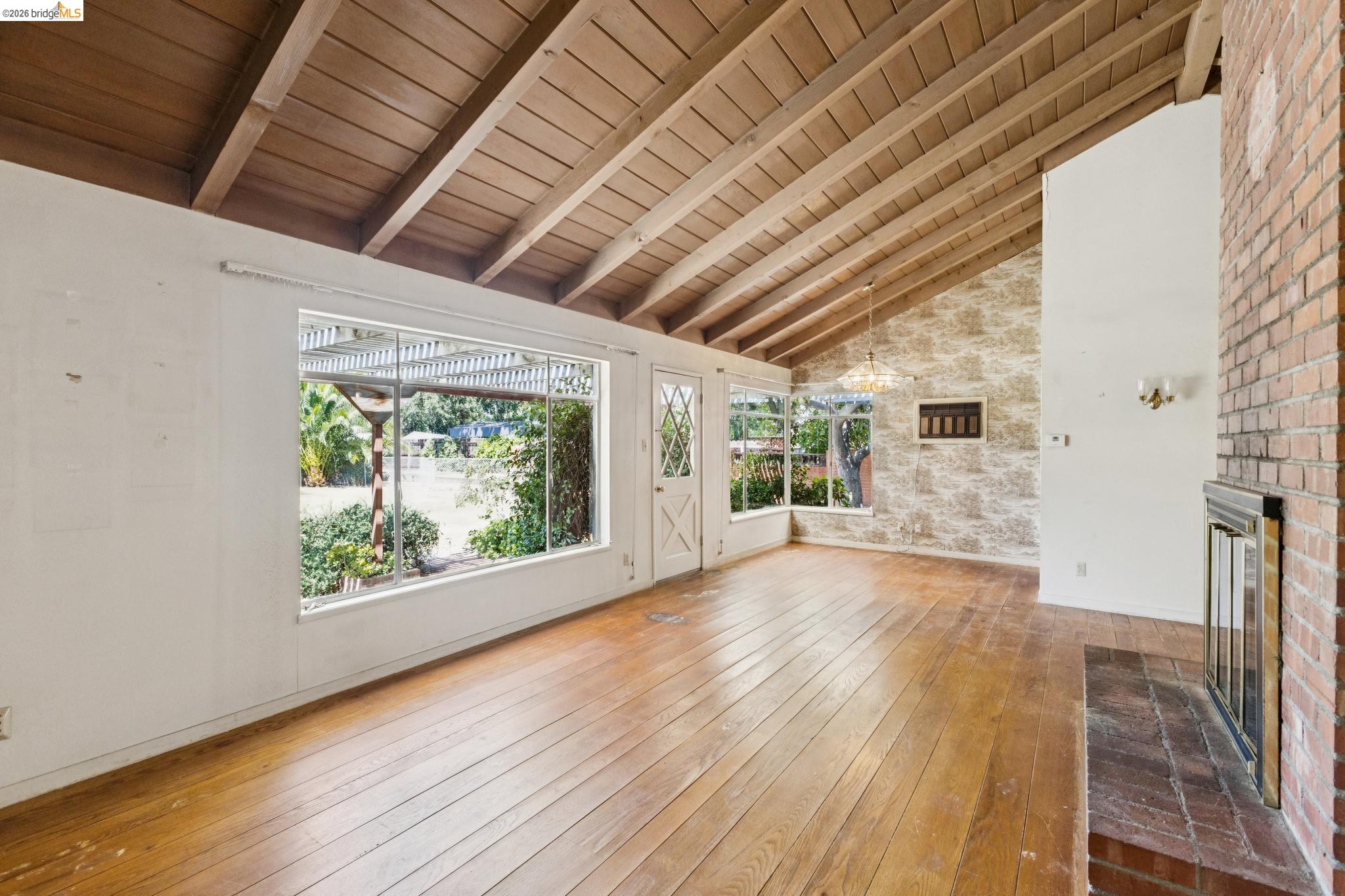 1035 Oak Grove Road Concord, CA 94518 - Photo 13 of 74