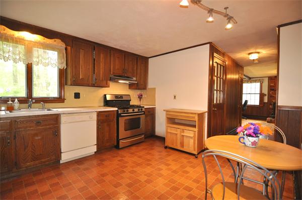 8 Trask Road Acton, MA 01720 - Photo 15 of 20 Gallery Image 15